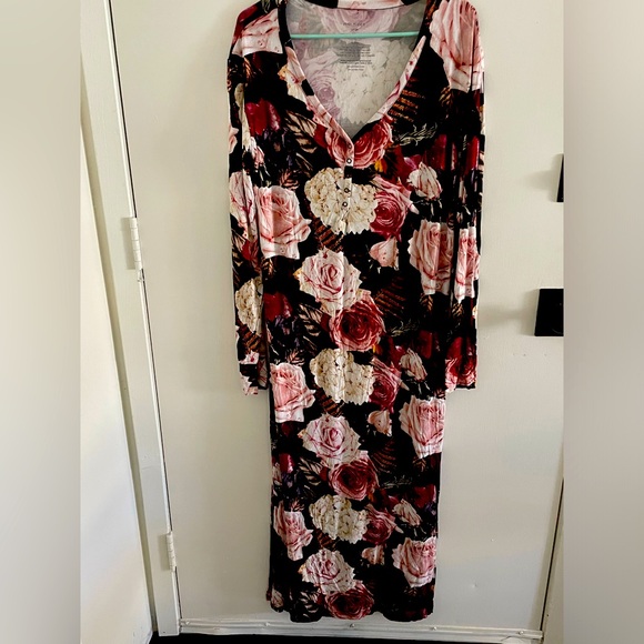 POSH PEANUT Rose Floral Maxi Nursing Dress Size Large - Picture 1 of 6
